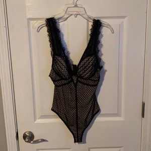 AKIRA sexy Black and Tan lace bralette too